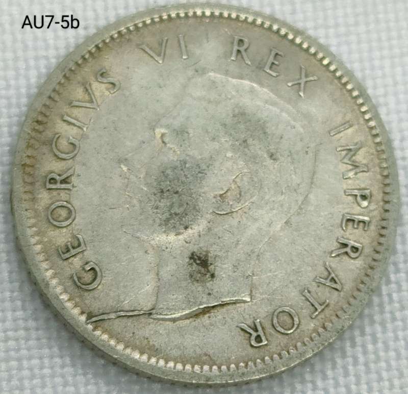 1942 Union of SA sixpence - .800 silver coin