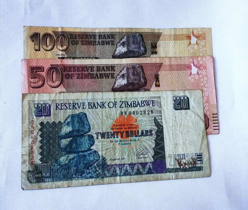 Zimbabwe bank note set - smaller denominations