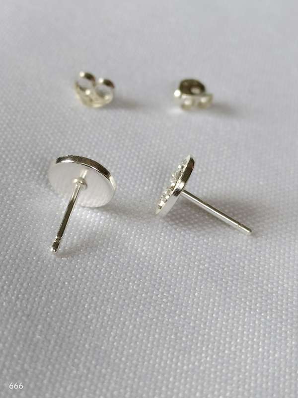 New Sterling Silver Austrian Crystal earrings: Gorgeous design