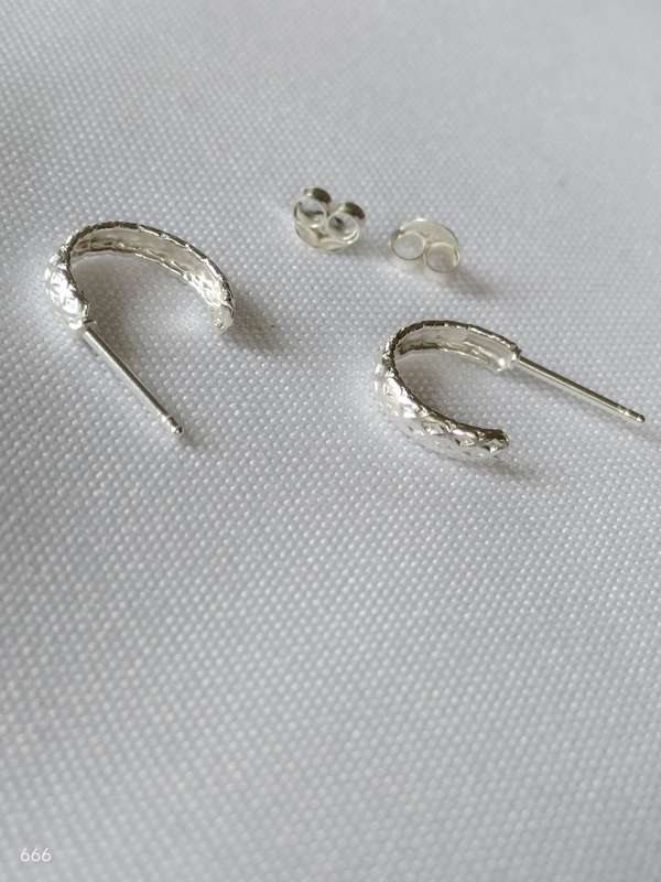 New Sterling Silver Half Hoop earrings: Gorgeous design