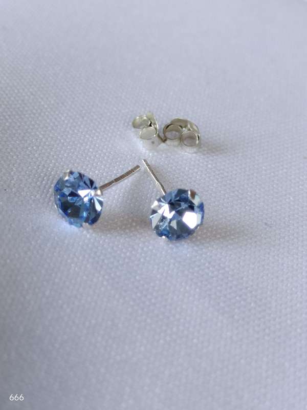New Sterling Silver Austrian Crystal earrings: