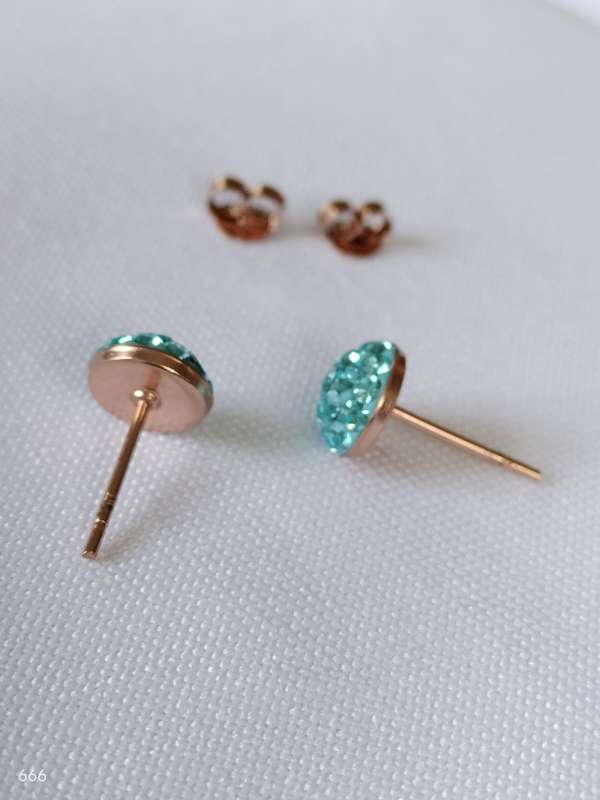 New Sterling Silver with Rose Gold overlay Austrian Crystal earrings: Gorgeous design