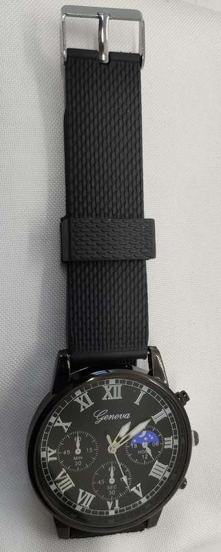 New Geneva Men's wristwatch - good quality - face 40 mm +