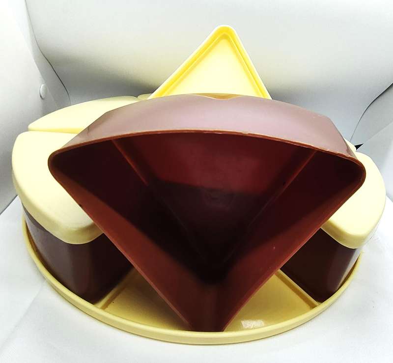 Vintage 6 compartment storage tray - lovely item-diameter 300mm height 70 mm