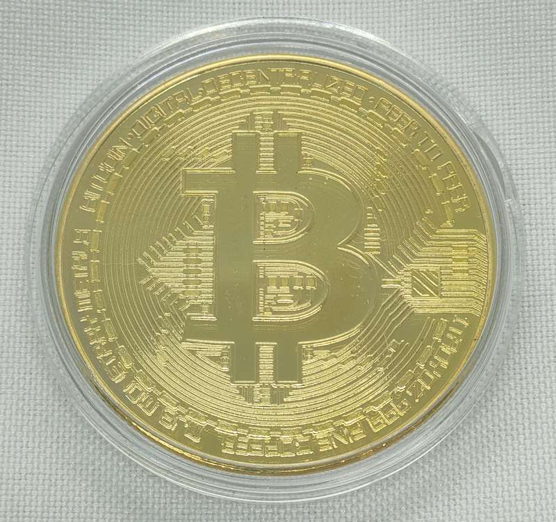 Good quality Bitcoin commemorative medallion- crown size - in capsule