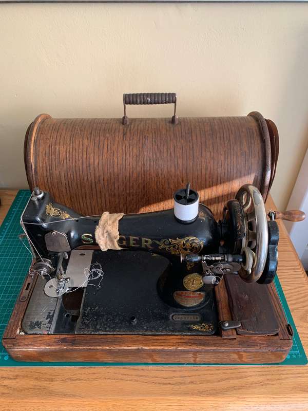 Vintage Singer Sewing Machine