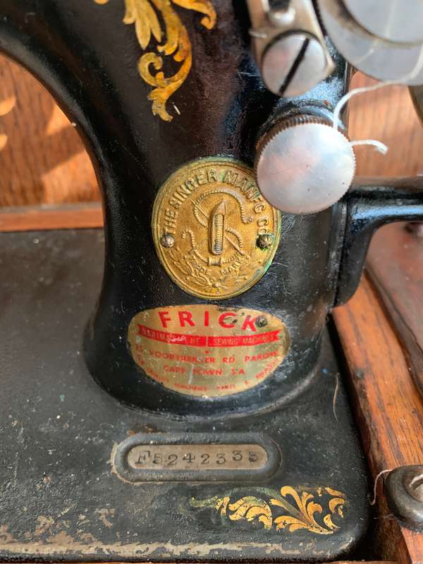Vintage Singer Sewing Machine