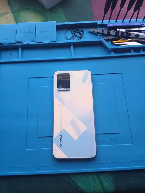 vivo y21 phone