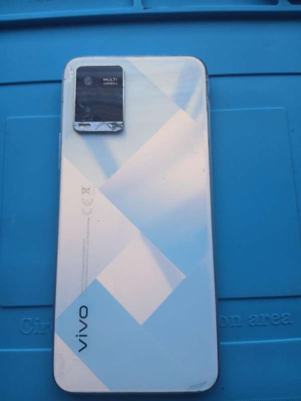 vivo y21 phone