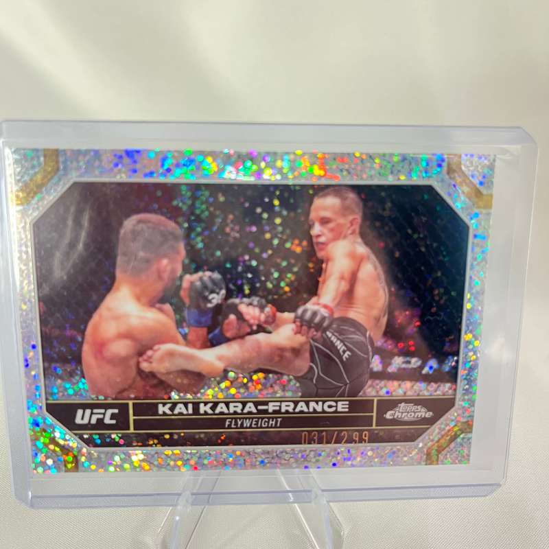 2024 Topps Chrome UFC - Kai Kara-France Speckle Refractor 31/299 #106