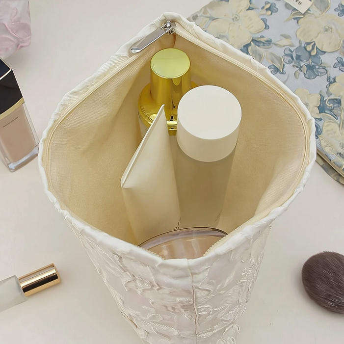 Floral Embossed Makeup Bag 5 PCS Makeup Brush Set and Bracelet