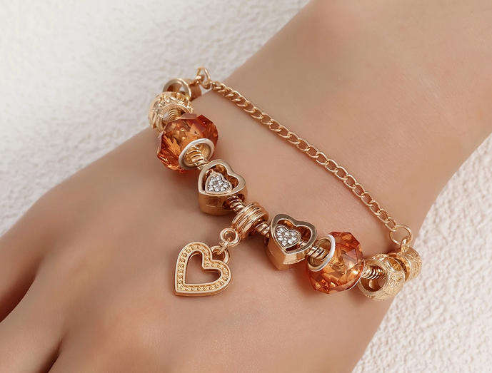 Charm Bracelet with Heart Pendant
