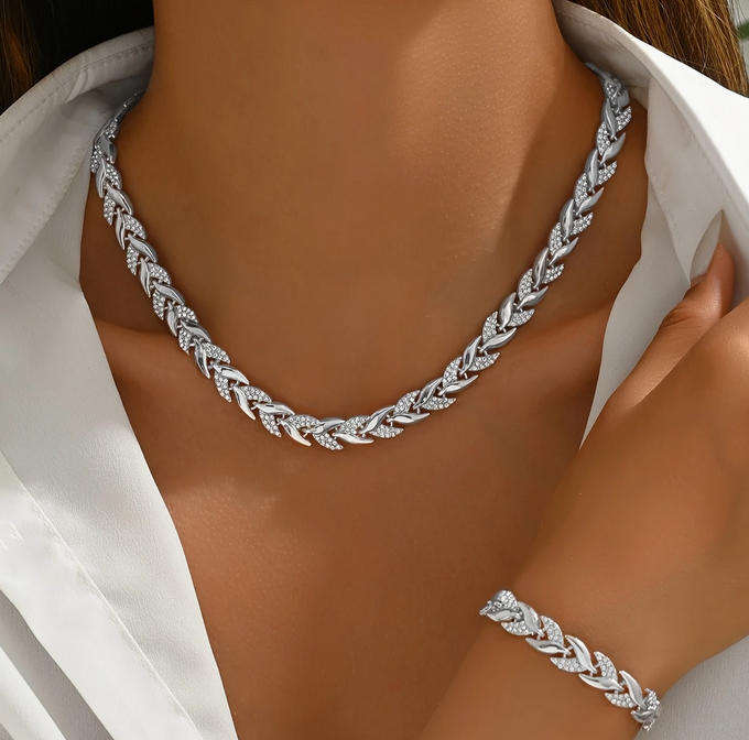 Vintage Style Leaf Link Necklace and Bracelet Set