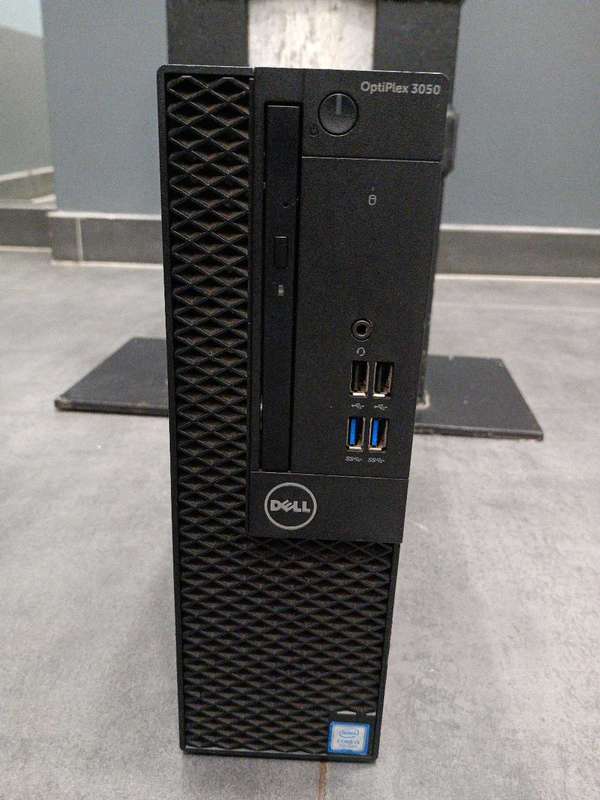 Dell optiplex 3050,Core i5 7th gene /8gb memory /256gb nvme
