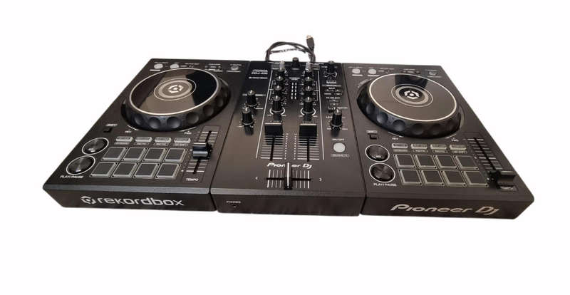 Pioneer DJ DDJ-400 Rekordbox Controller