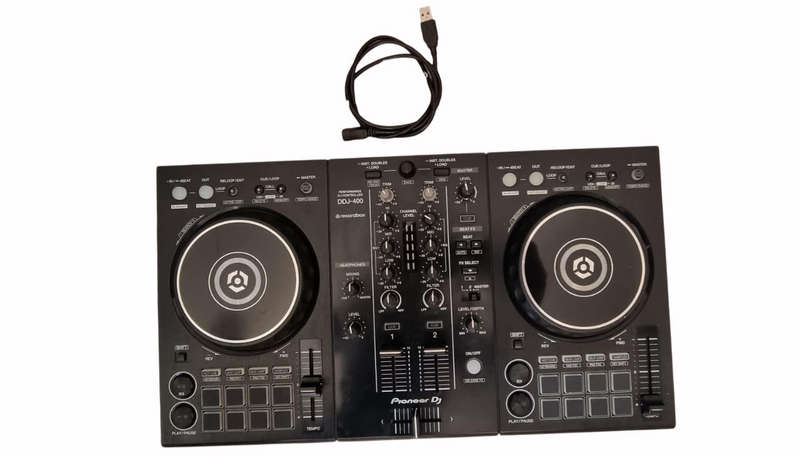 Pioneer DJ DDJ-400 Rekordbox Controller