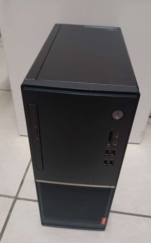 Lenovo 520-15IKL Desktop/Core i5 7th gene,8gb Ram/256gb SSD