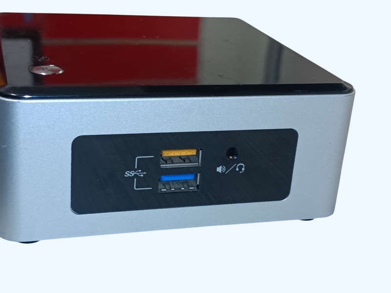 Intel NUC Mini PC/NUC5CPYH/ Celeron N3020/120GB SSD/8GB
