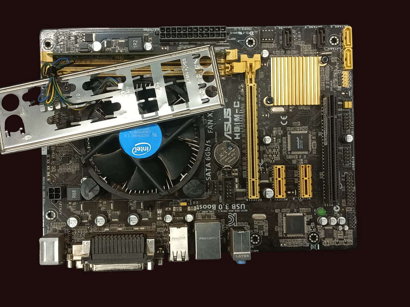 Asus H81M-C Motherboard plus Processor/Core i7 4770 Cpu/8Gb Memory/Cooler