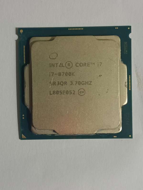 8700K Core i7 8th gene Processor/6 Cores/12 Threads/up to 4.7GHz