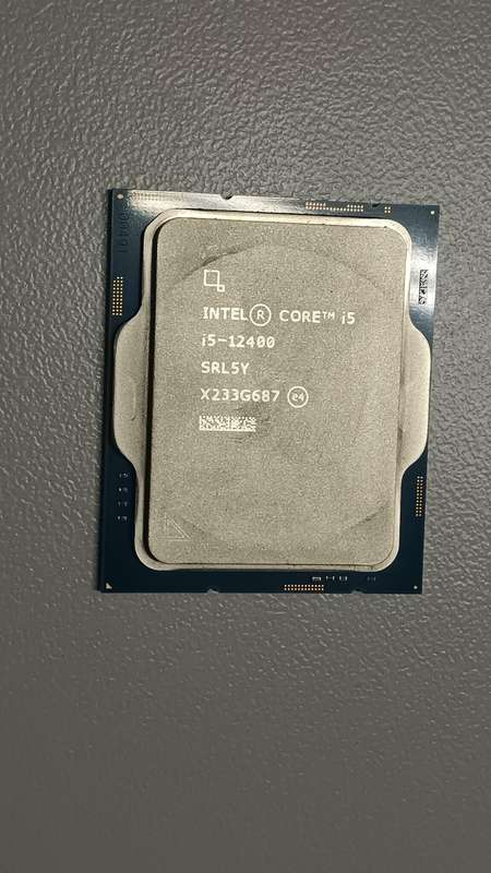 Intel Core i5 12th gene processor/6 Cores /12 Threads/up to 4.4GHz