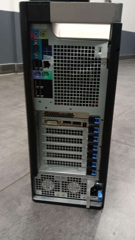 Dell Precision 5810 Intel Xeon server/32GB Ram/1TB SSD/ E5 1607 V3 CPU