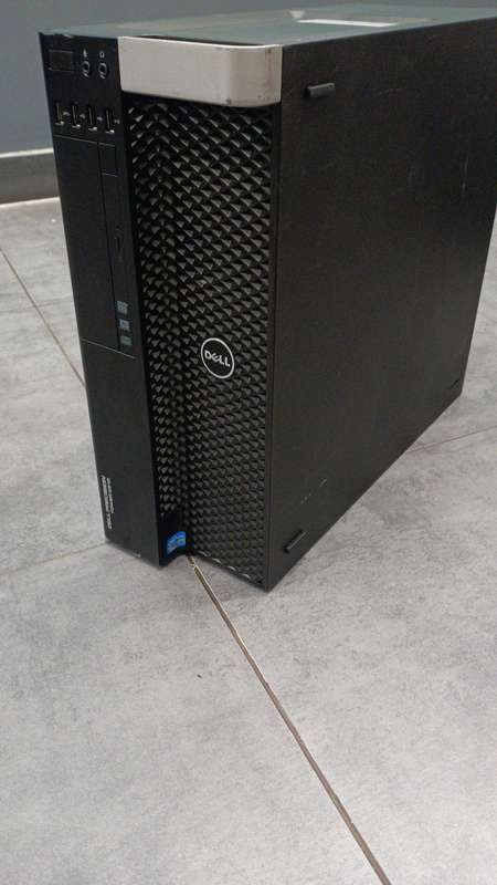 Dell Precision 5810 Intel Xeon server/32GB Ram/1TB SSD/ E5 1607 V3 CPU