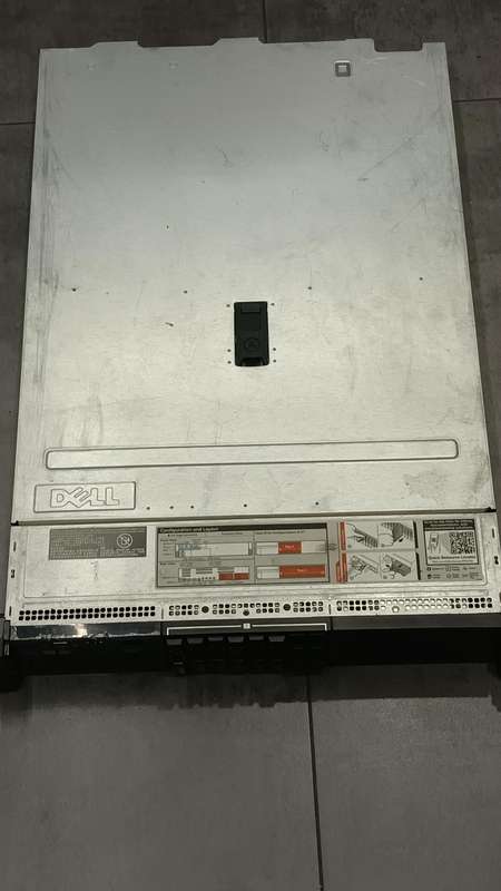 Dell Poweredge R730 Server/ intel Xeon E5 2620 V3 Cpu/64gb Memory/1.8TB HDD/