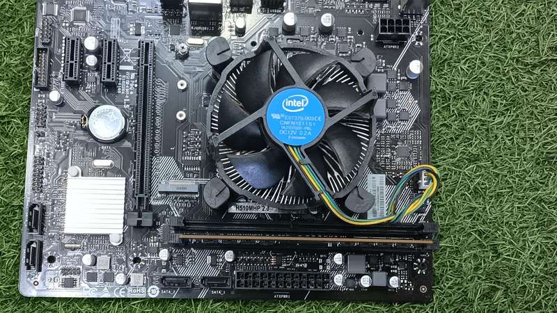 Core i5 10th gene board+16gb Ram+512gb nvme+10600 Cpu+ Back plate+Cooler