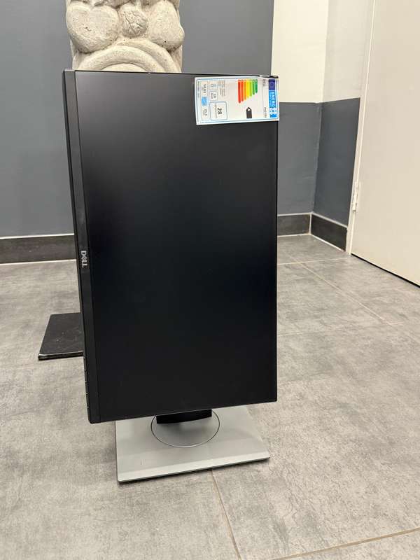 Dell P2219H 22-inch Full HD LCD 8ms Monitor