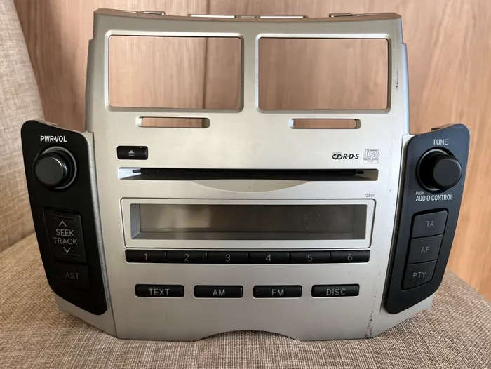 Toyota Yaris T3 radio