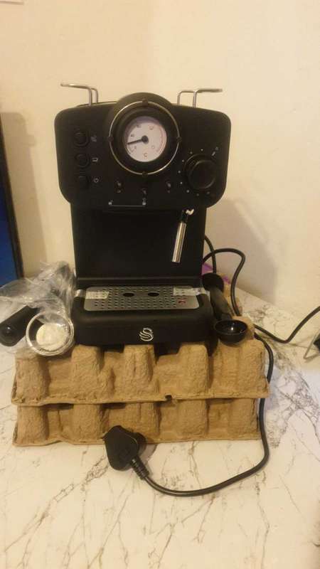 Brand New!! Swan Stealth Espresso Coffee Machine
