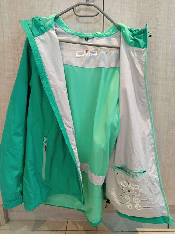 Imported Woman's Running/Hiking Jacket- L/XL