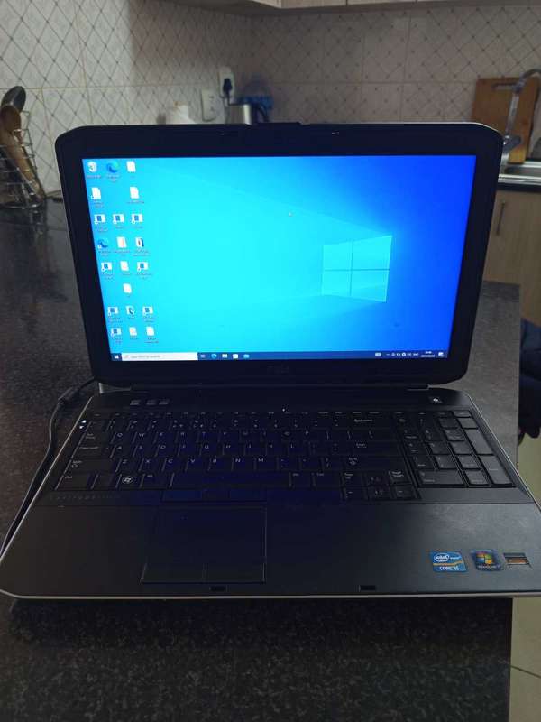 *Please read description* Dell Laptop and Smart 8 Hooverboard