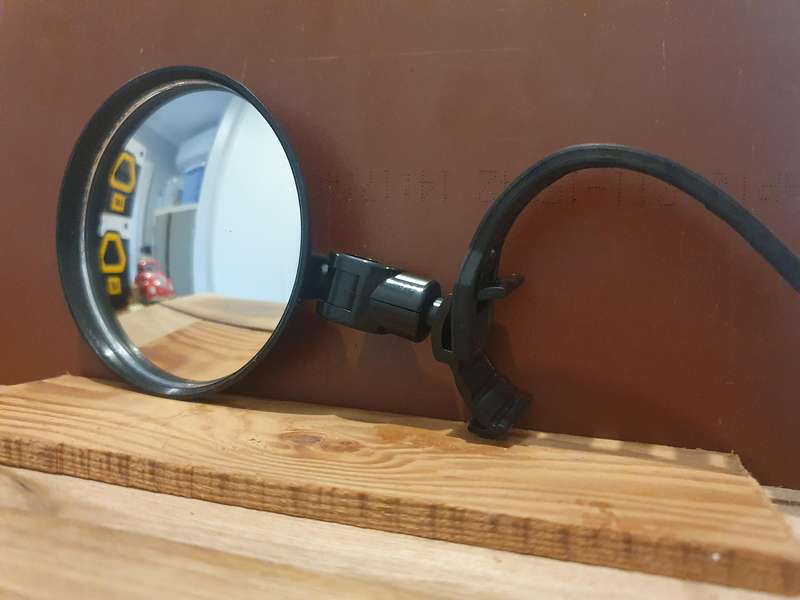 BICYCLE REAR VIEW MIRROR     FULLY ADJUSTABLE    STRAPS ON