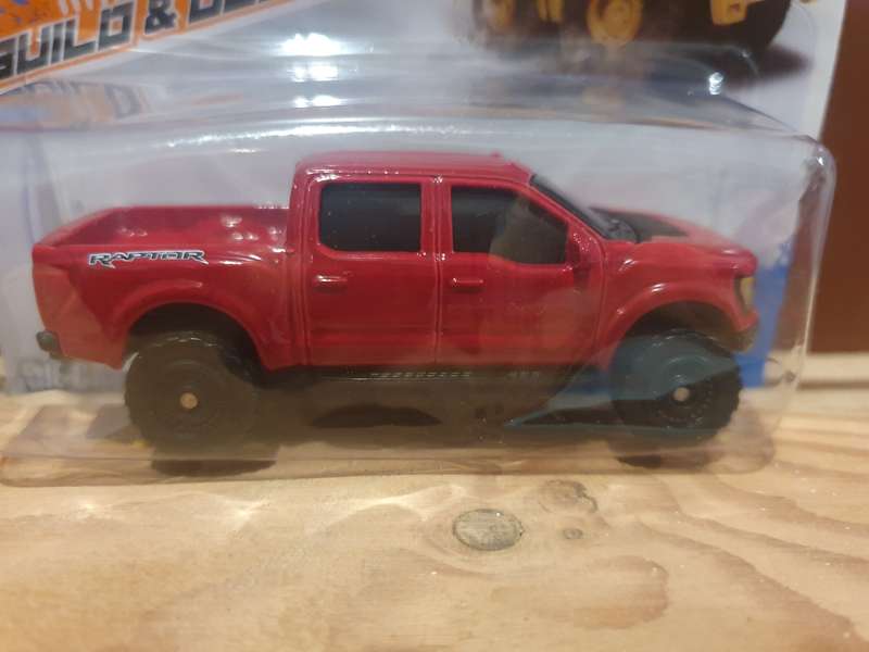 FORD DOUBLE CAB        MAISTO