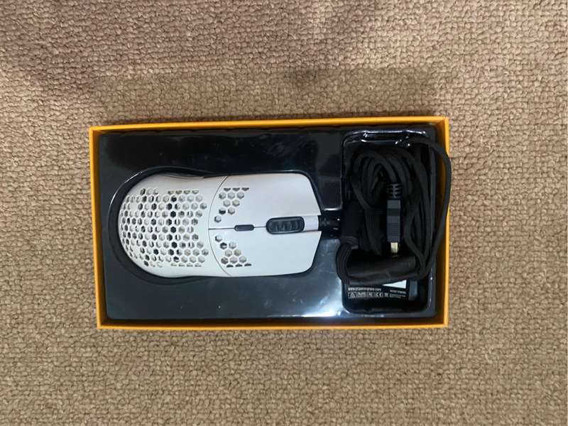 Glorious model O White Glossy Gaming Mouse