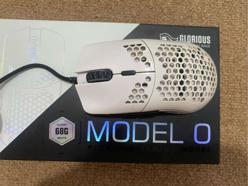 Glorious model O White Glossy Gaming Mouse