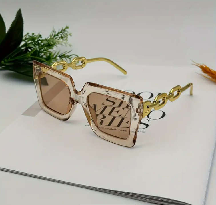 Luxury Chain-Link Square Fashion Glasses for Women