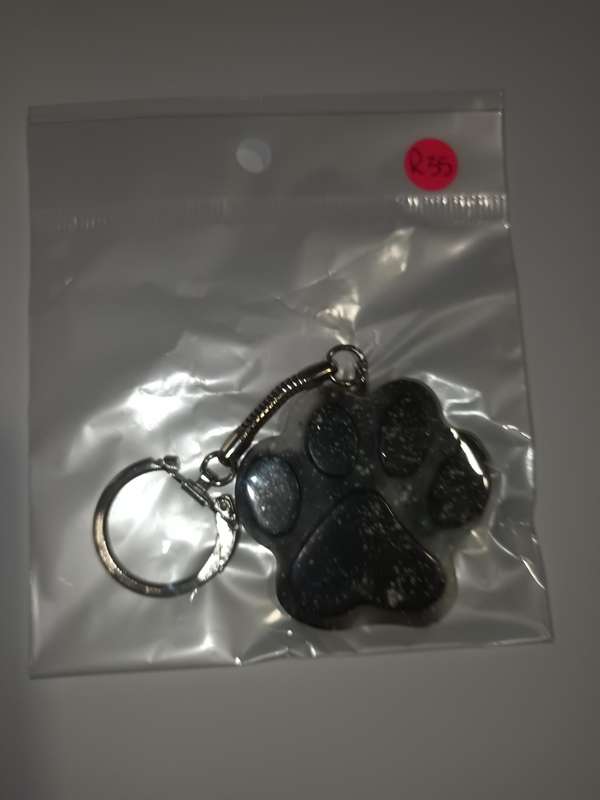 Paw Print Keyring