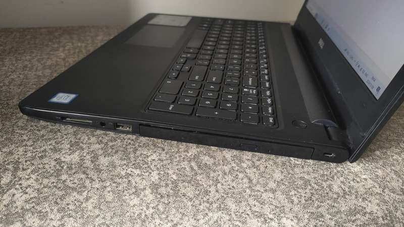 Dell Inspiron Core i3 6th Gen I 8GB DDR4 Ram I 500GB Hard Drive I WIN 10 I Excellent Machine