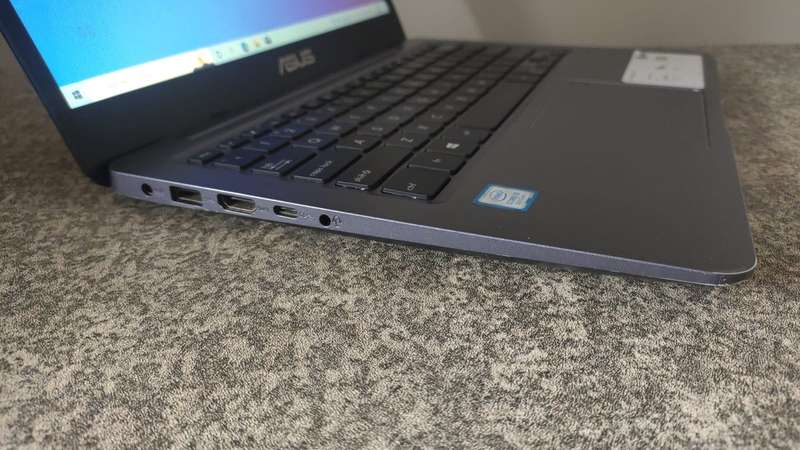 Asus VivoBook S14 I 14" Display I Core i5 8th Gen I 8GB I Intel Optane SSD + 1TB I WIN10