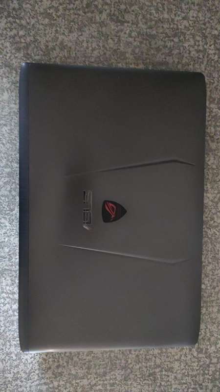 ASUS ROG Gaming 17.3" Display Intel i7 6700HQ 8GB RAM 256GB SSD NVidia GTX960 GPU WIN 10