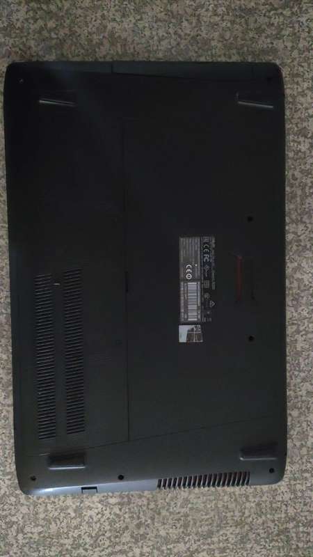 ASUS ROG Gaming 17.3" Display Intel i7 6700HQ 8GB RAM 256GB SSD NVidia GTX960 GPU WIN 10