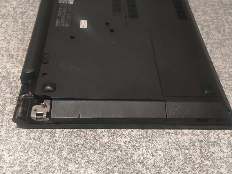 Lenovo B50 Intel Core i3 Laptop for Spares OR Rebuild for Repairs