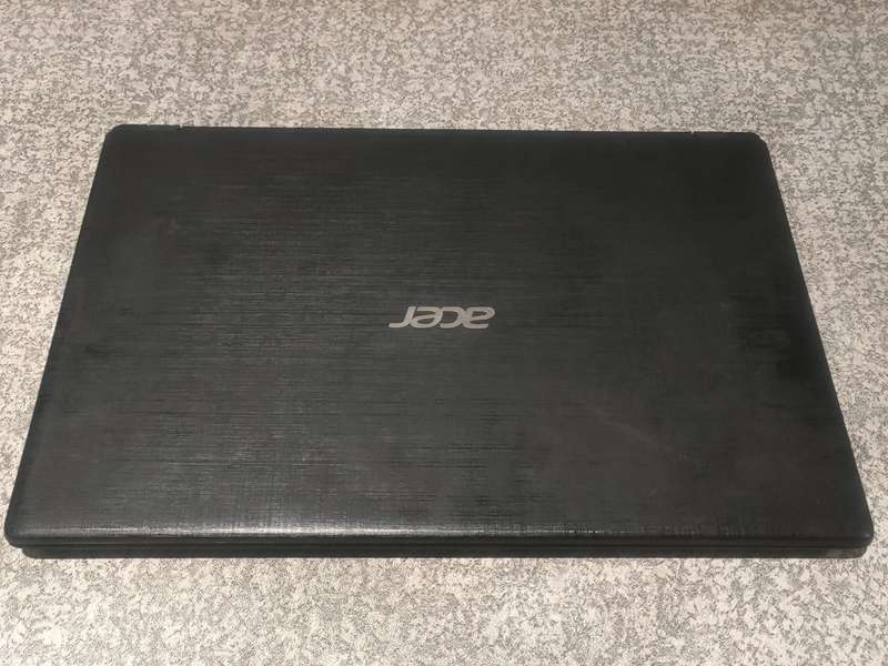 Acer Aspire 3 Intel Core i3-6006U Processor 15.6" Display 4GB RAM 750GB HD WINDOWS 10