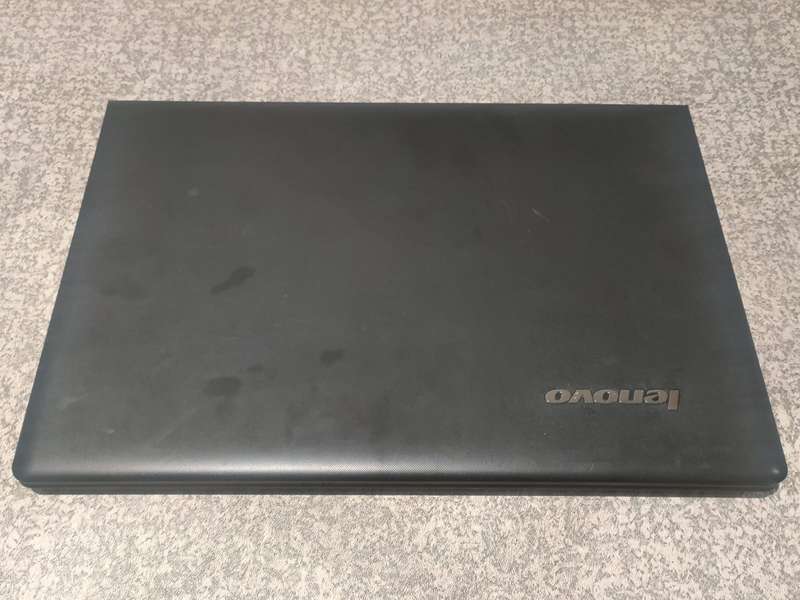 Lenovo IdeaPad 300 Intel Celeron 15.6" Display 4GB Ram 500GB HDD Windows 10