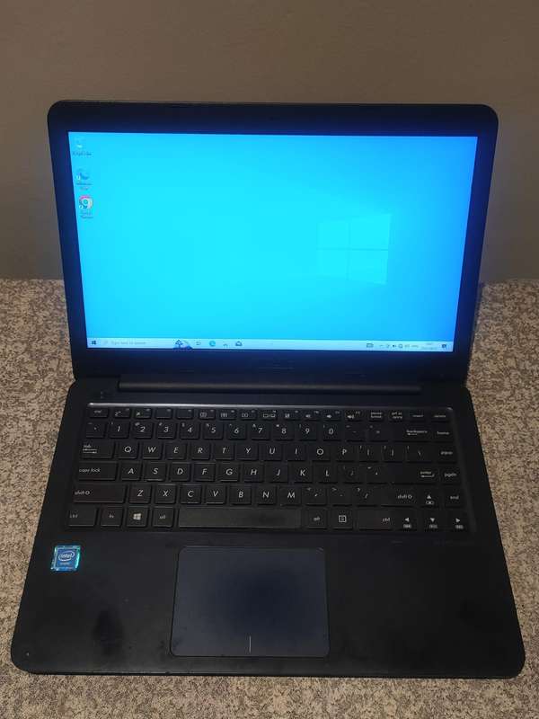 Asus E402N Intel Celeron N3350 Processor 14" HD Display 4GB RAM 500GB HD WINDOWS 10