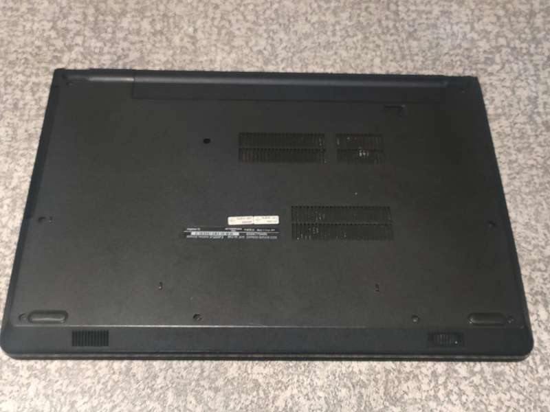 Dell Inspiron 15.6" Intel Core i7 8GB DDR4 Ram 256GB SSD WIN 10