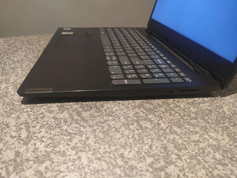 Lenovo Ideapad S145 15.6" Intel Core i7 10th Gen 4GB Ram 256GB SSD WIN 11